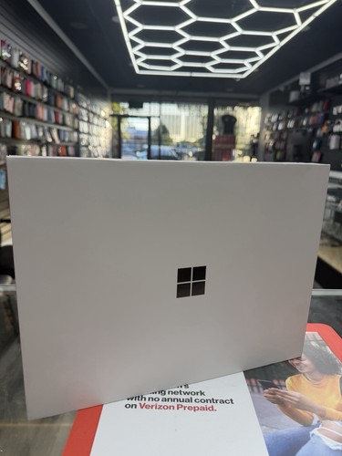 Surface laptop 8th - surface,